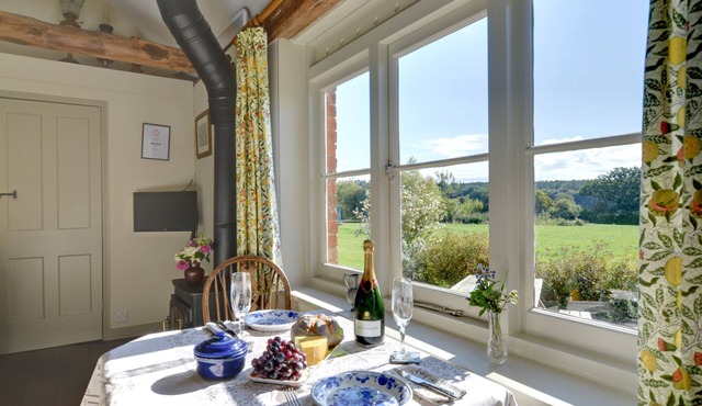 The Lodge - One Bedroom House, Sleeps 2