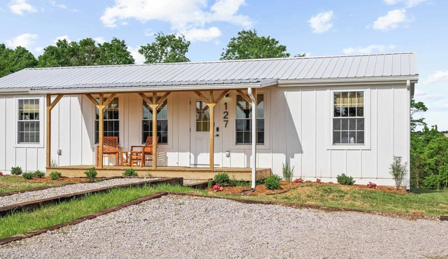 The Lodges at Eden Reserve - Back Cabins - Near Ark