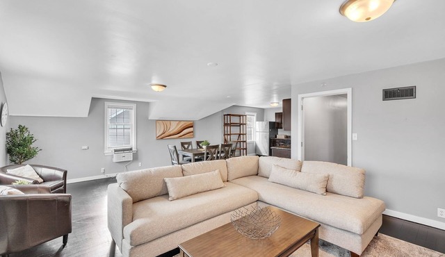The Loft 3BR Apartment with Scenic Deck
