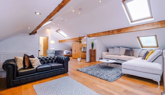 The Loft Apartment | Cheadle