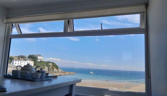 THE LOFT AT BEACH HOUSE, family friendly, with a garden in Mevagissey