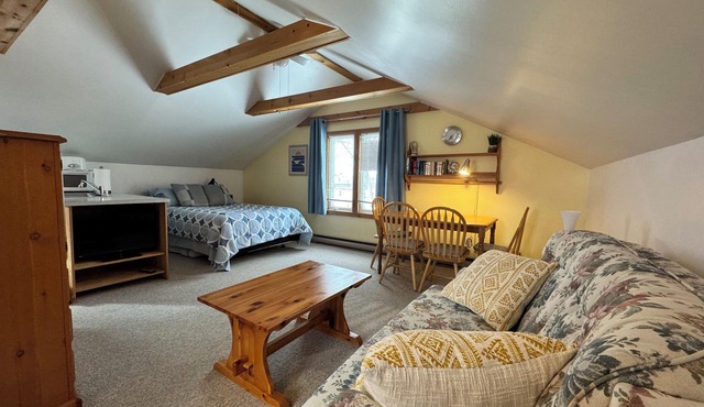 The Loft At The Beach House Southampton