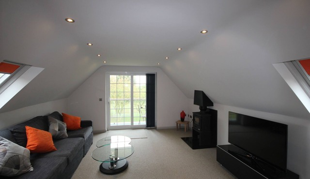 The Loft At Flintstone Cottages Near Chichester Goodwood Sleeps 4/6