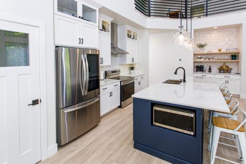 The Loft House by Simple Life Rentals