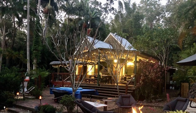 The Loft House in beautiful Glass House Mountains