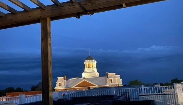 The Loft of the Rooftop | Excellent Views | Rooftop Lounging | Sleeps 6