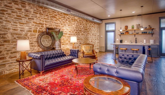 The Loft On The Square