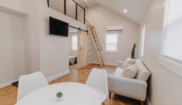 The Loft w/outdoor fire pit