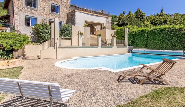 The Logis of the Fairies - THE WINE ROCK