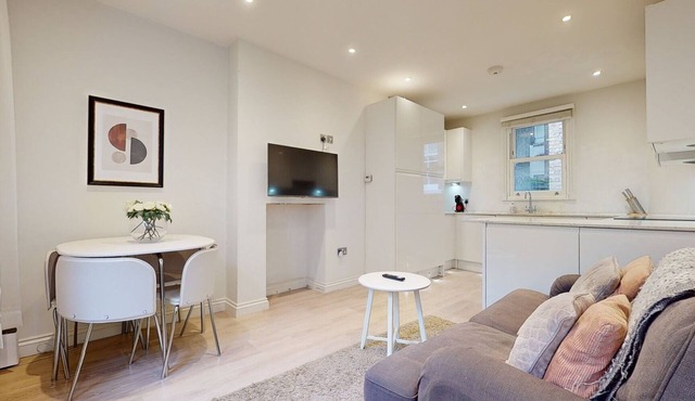 The London Lodge - 1 bed duplex apt