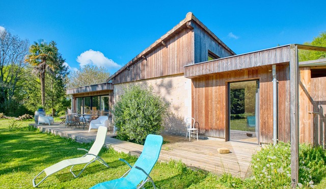 The Longère of Astérius – Relaxing Stay in an Eco-Friendly Holiday Home in Saint-Astier
