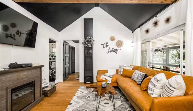 The Look-Out! A Boho Cabin With ACn Fast Wi-fi