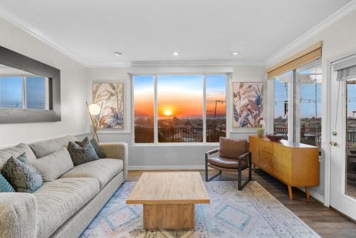 The Lookout by Coastline Vacation Rentals