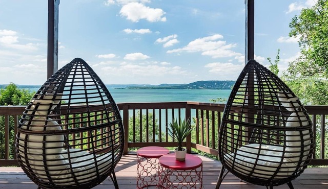 The Lookout by Lodgewell Welcome to the Texas Riviera