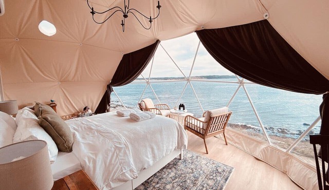 The Lookout Dome One - Private Hot Tub