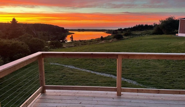 The Lookout - Executive Class, Accessible Mini Villa