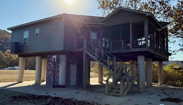 The Lookout Lodge by Stay Current River