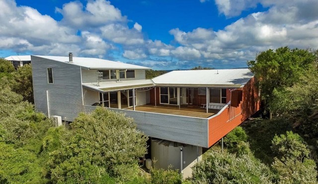 The Lookout, Sandy Point