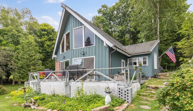 The Loon's Nest- Aframe on the St. Lawrence River