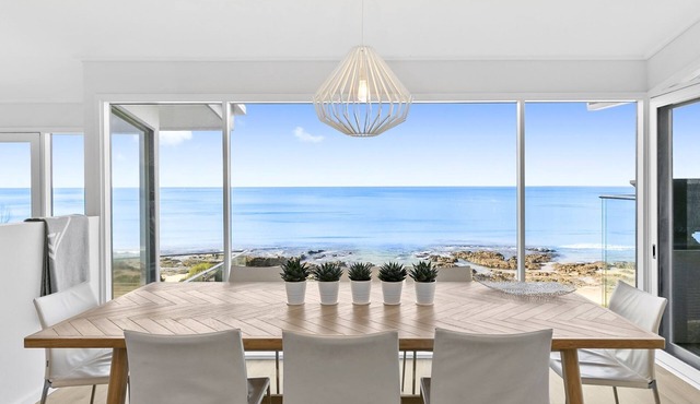 The Lorne House - Perfectly positioned just meters from the sand.