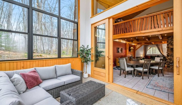 The Lost Woods Lodge