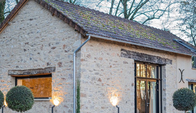 The Louis Aragon Cottage, Exceptional Elegance