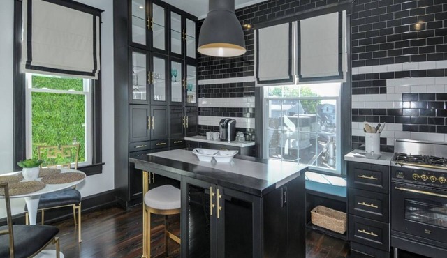 The Louis on Longest - Prime Louisville Location! In the heart of the Highlands.