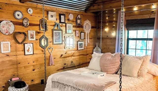 The Love Shack - a beautiful, private hand-crafted cabin