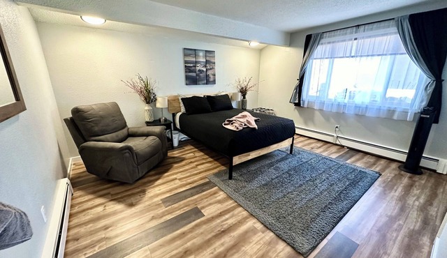The Lovely #2 3-bedroom -1 bath 5 minutes from Hospitals and the University.
