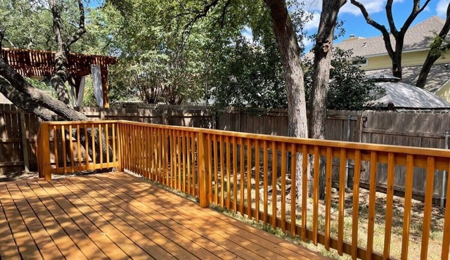 The Lovely. Perfect Home for ATX Familia Getaways