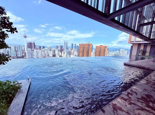 The Lucentia Residence by Deluxe stay