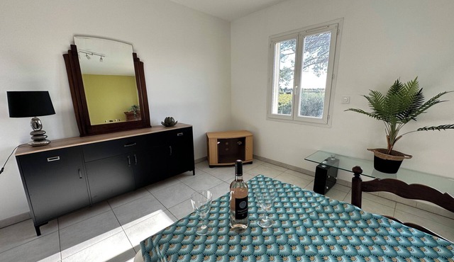 The luminous Bernis house