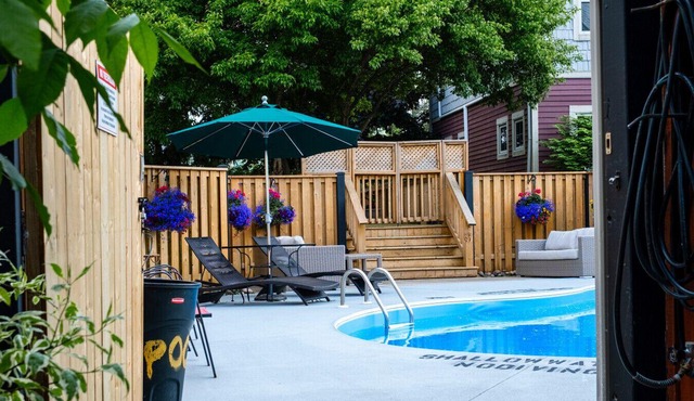 the Luna at Blue View Chalets