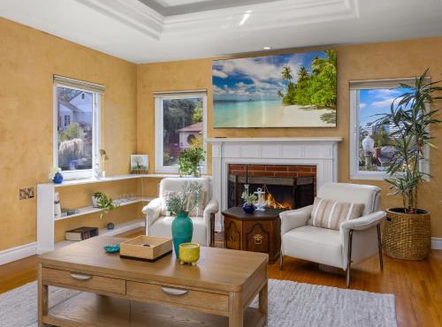 The Luxe Escape | Near LAX & West LA Hotspots
