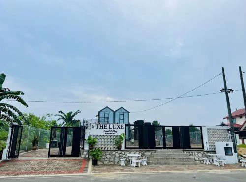 The Luxe Event Stay Kg Separa, kulai