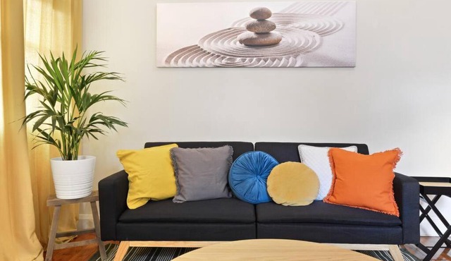 The Luxurious Apartment with Courtyard