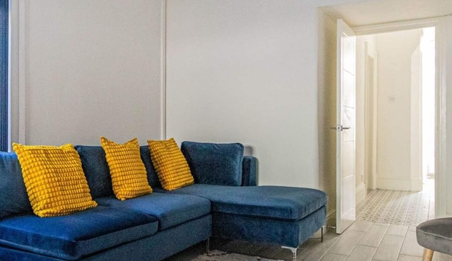 The Luxury Home | Free Parking | Cardiff City