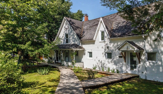 The Lynx - Newly renovated cottage in North Hatley