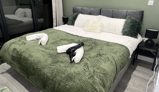 The Madison Apartment by gge