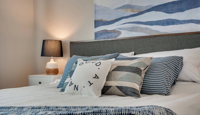 The Madison - Upscale 2-King Bed apartment by Ft. Gordon