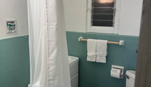 The Magic Castle Unit 1 -Six Flags Universal LAX