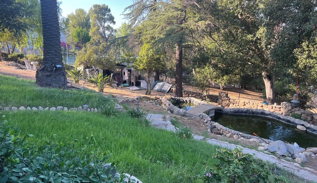 The Magic Castle Unit 6 -Six Flags Universal LAX