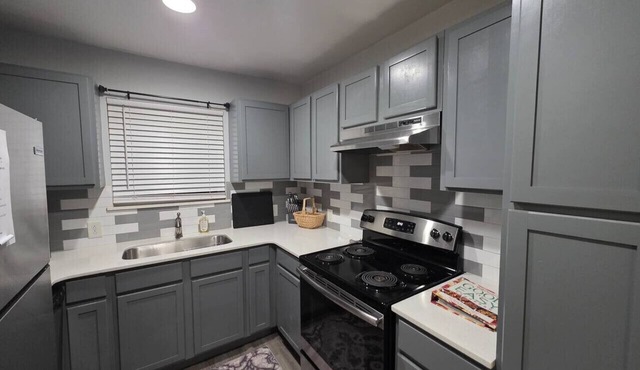 The Magic City Apt | 2BR Cozy Birmingham Stay Now!