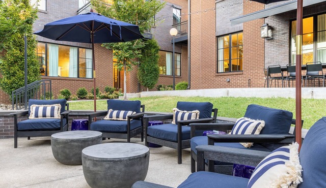 The Magnolia Full Hotel | Sleeps 144 + Courtyard