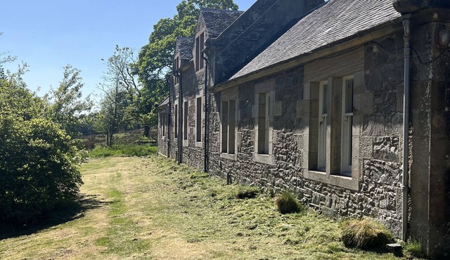 The Maid's House, Carmichael Country Cottages. 4 star comfortable cottage on rural Estate