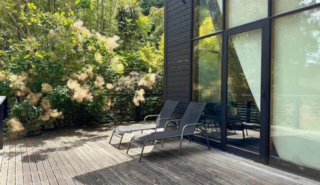 The Main House (include Water Cottage)