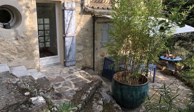 THE MAISON BLEUE "LA PROVENÇALE" GÎTE