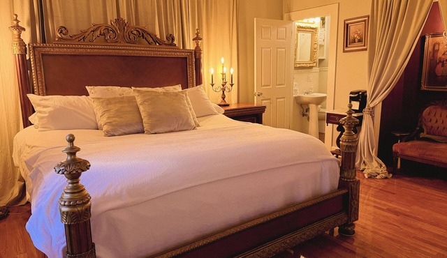 The Majesty Room at The Deodara