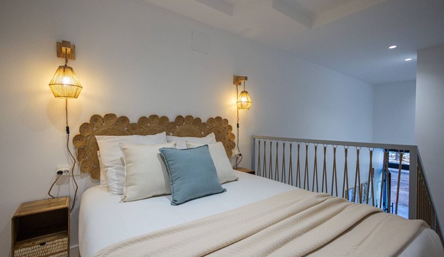 The Malilla Apartment 08 by Florit Flats