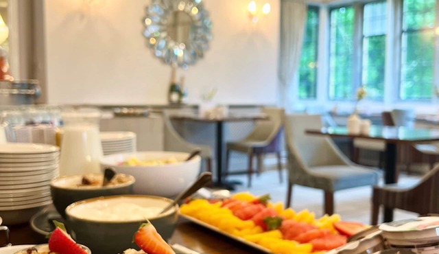 The Mallyan Spout Hotel